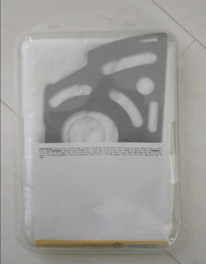 Lot de 3 sacs d'aspirateur sur 4 - photo numéro 2