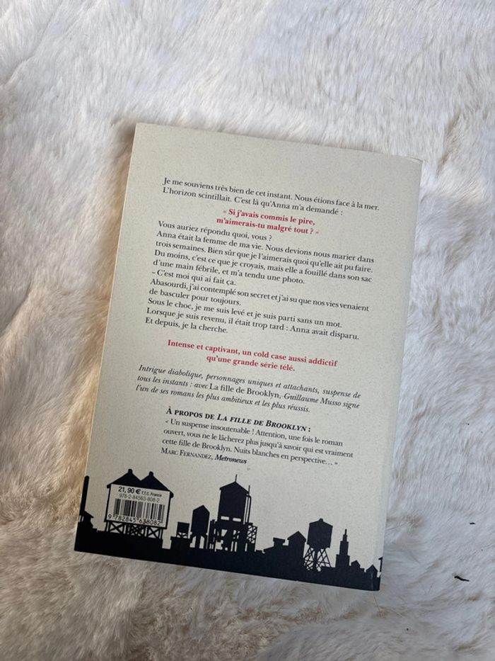 Livre « La fille de Brooklyn » de Guillaume Musso - photo numéro 2