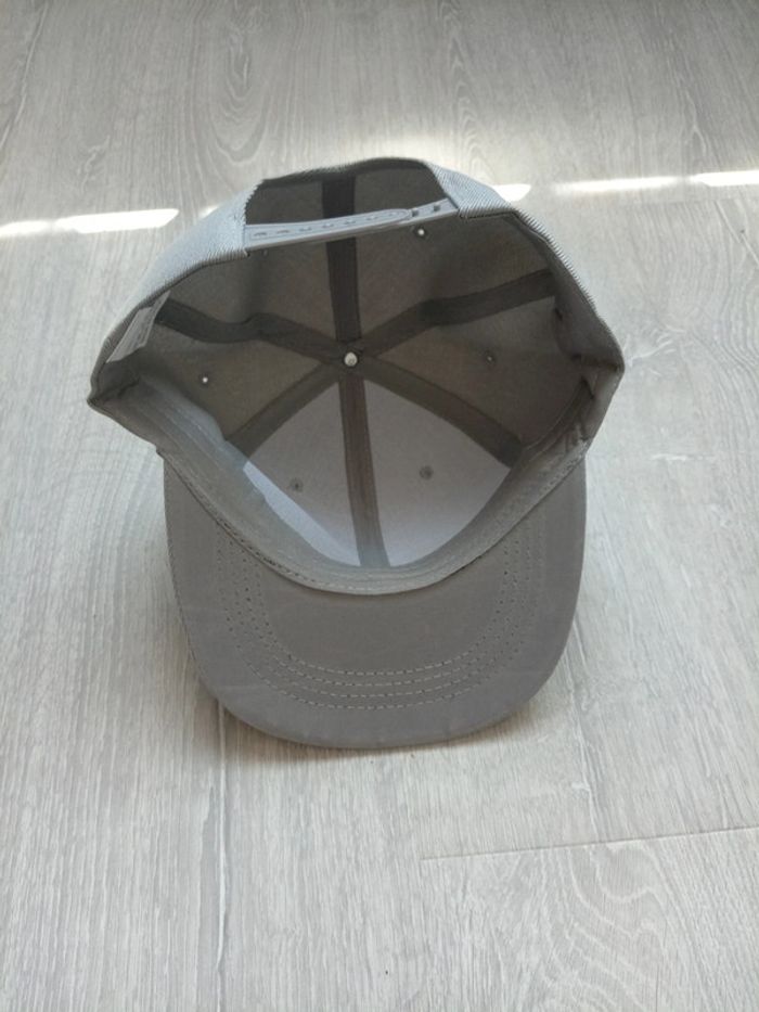 Casquette dinosaure - photo numéro 4