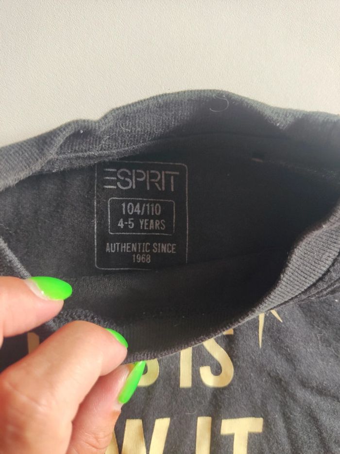 T-shirt qui brille dans le noir - photo numéro 3