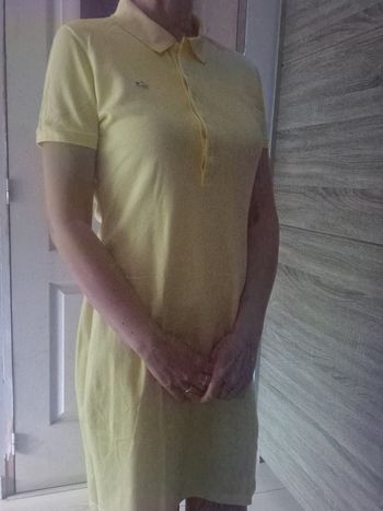 Magnifique robe col Polo jaune taille 38 Lacoste Authentique neuve