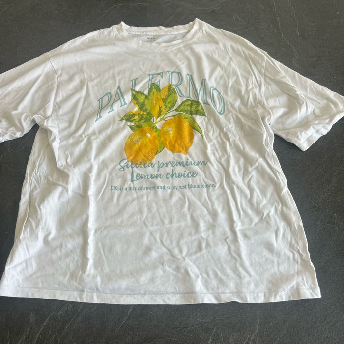 TEE short