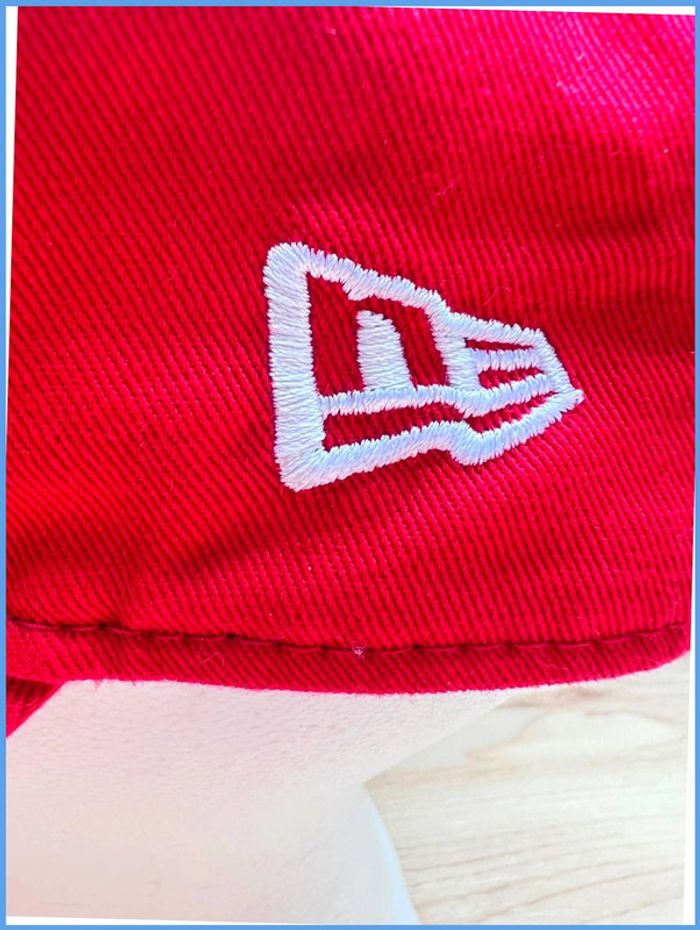 Casquette New Era Rouge avec broderie - photo numéro 8