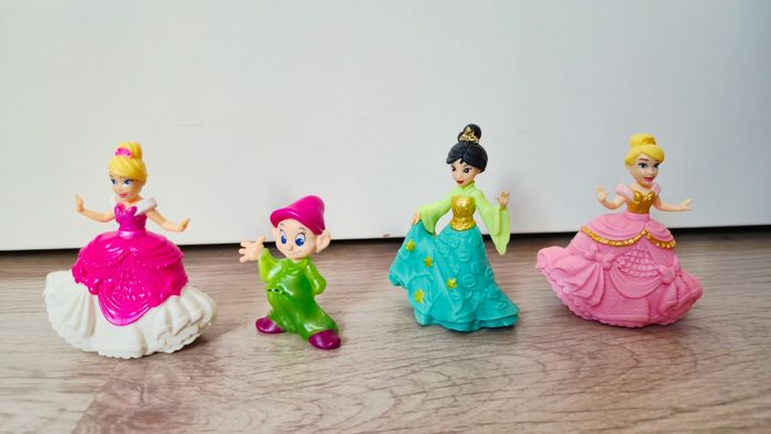 Collectible gems princesse Disney - photo numéro 3