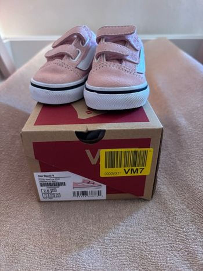 Vans neuves pointure 17 - photo numéro 2