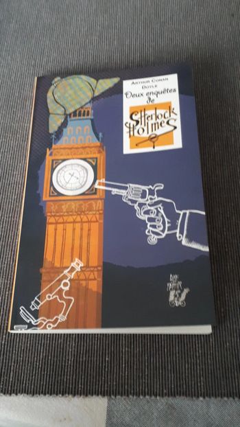 Livre Sherlock Holmes 2 enquêtes  9/10 ans