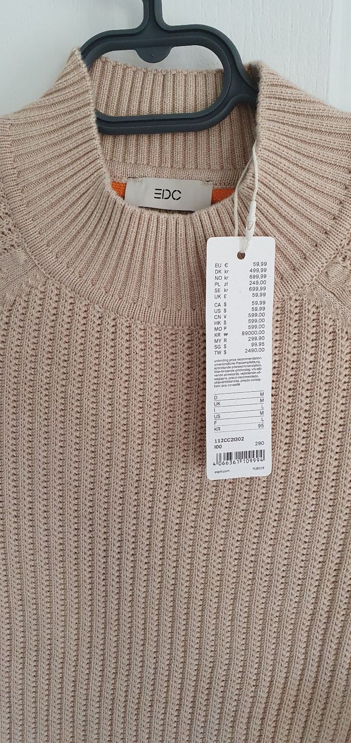 Pull Esprit beige tout neuf. Taille L - photo numéro 3