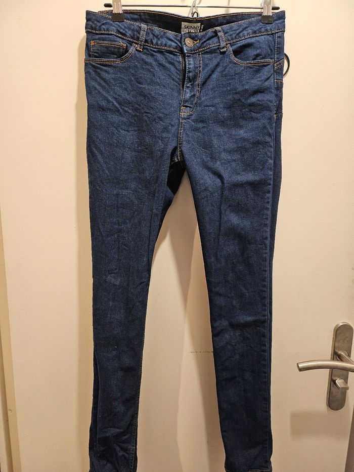 Jean skinny foncé