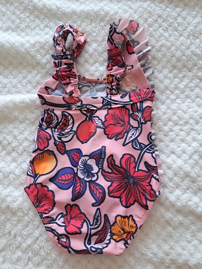 Maillot du bain petit bateau taille 6 mois - photo numéro 2