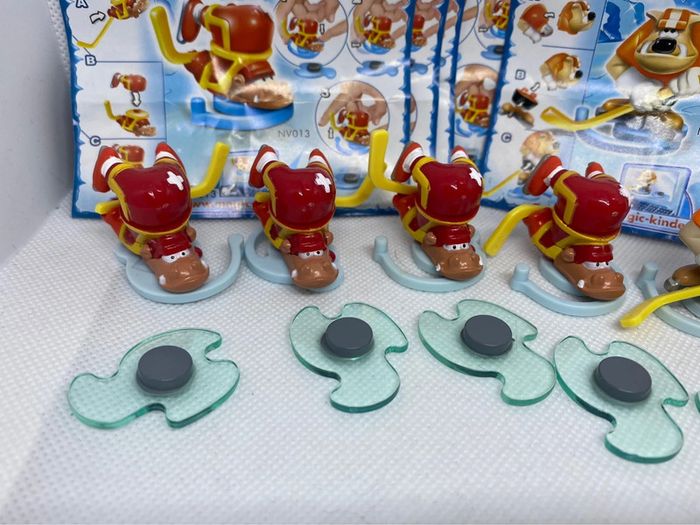Lot de 6 surprises kinder hockeyeur + papier - photo numéro 2
