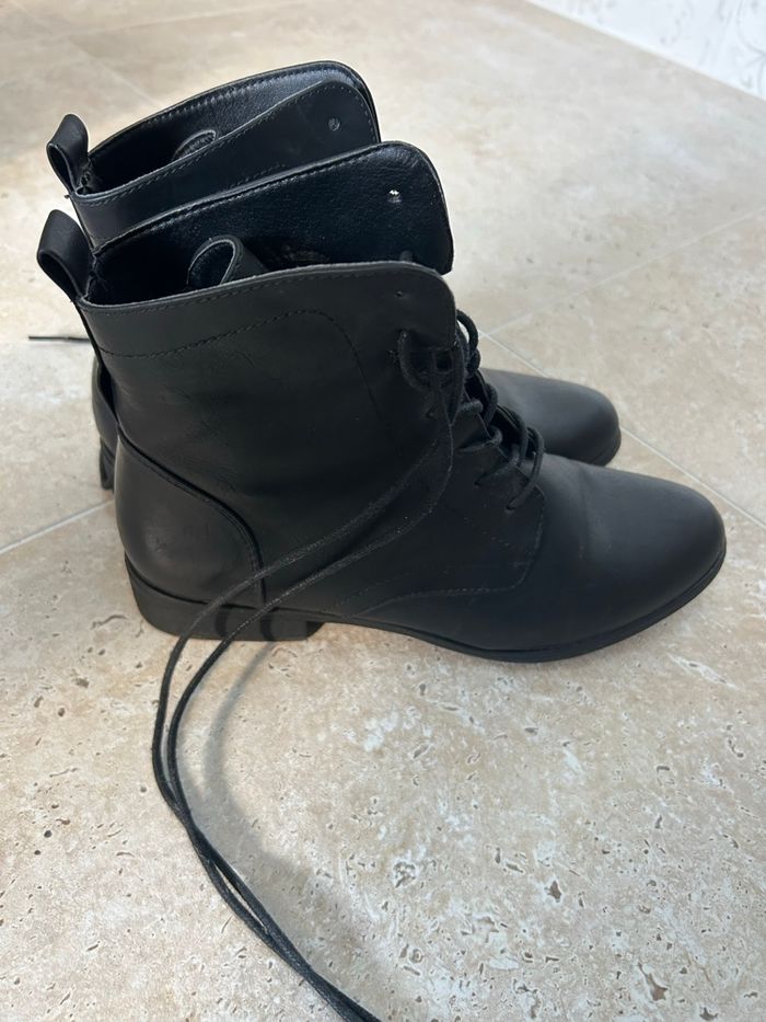 Bottine noire - photo numéro 2