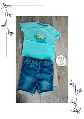 Magnifique Ensemble t-shirt Disney Winnie l'ourson et short en jean
