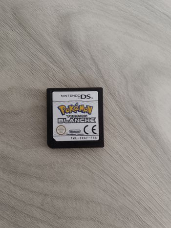 Jeu Pokemon version blanche DS