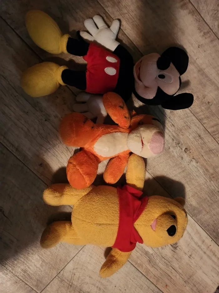Lot peluche disney