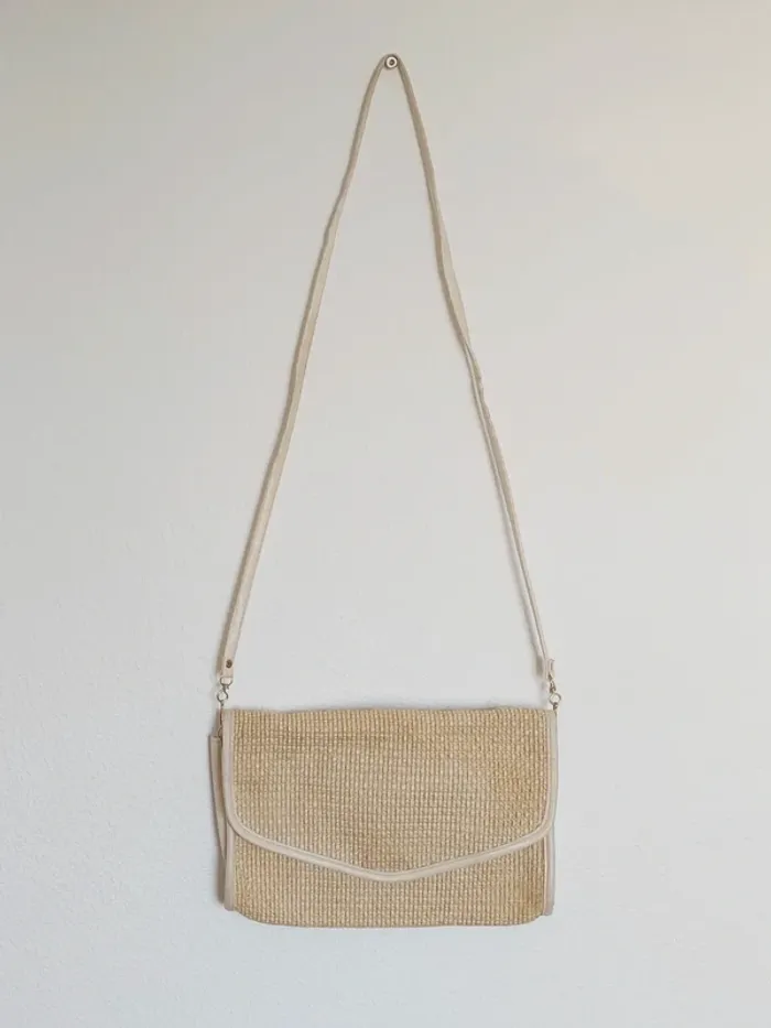 Pochette bandoulière détachable paille beige 80-90 vintage - 26×18cm - photo numéro 2