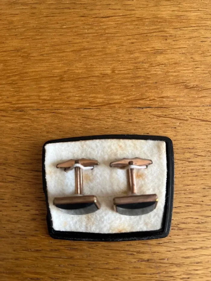 Boutons de manchettes vintage - photo numéro 3
