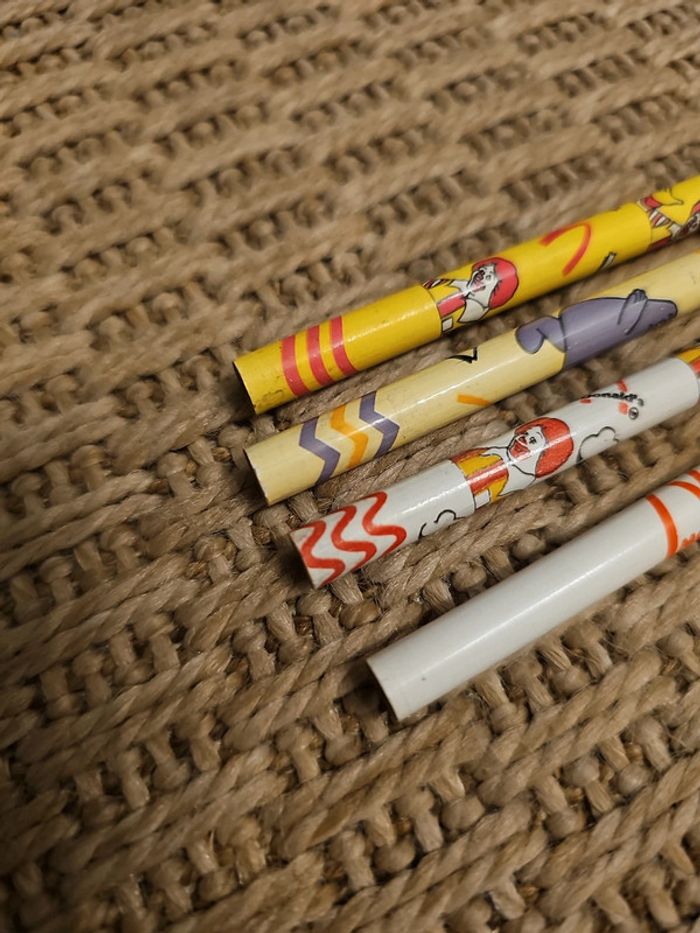 Crayons papier McDonald's vintages - photo numéro 4