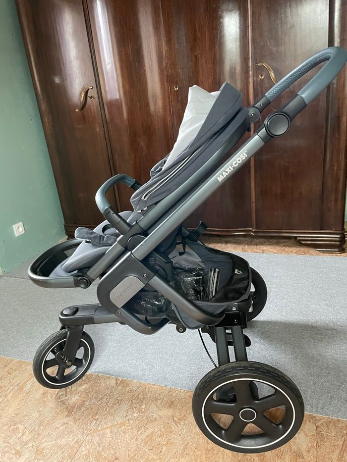 Poussette Maxi cosi 3 roues - photo numéro 4