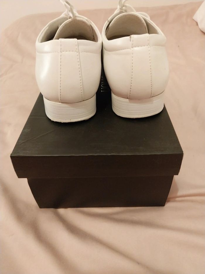 Chaussure / mocassin habille blanche T38 - photo numéro 7