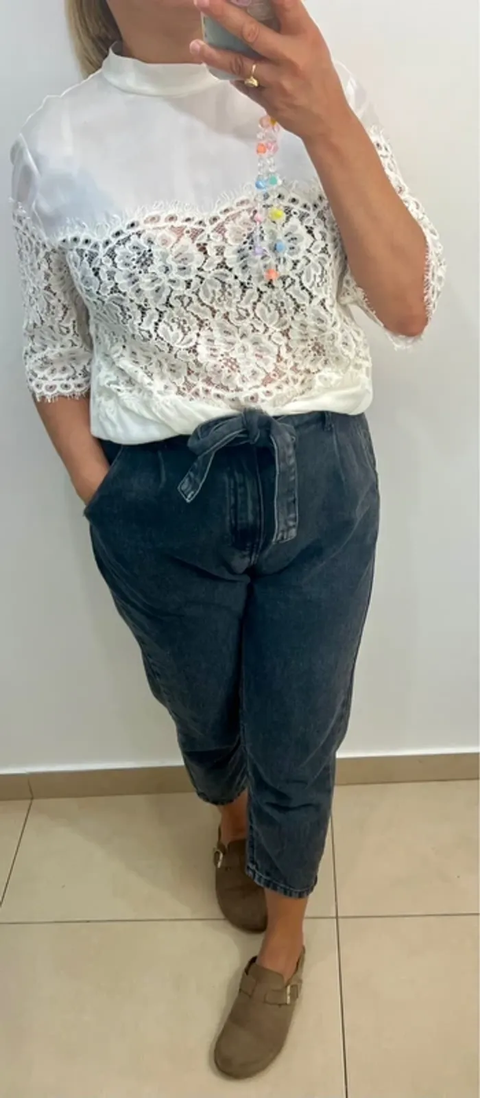 Blouse Sandro blanche avec dentelle Taille 38 - photo numéro 3
