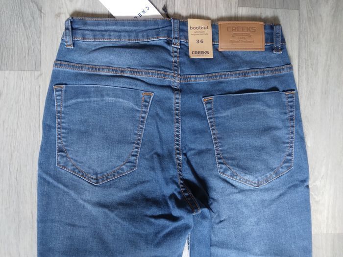 Jeans bootcut femme T.36 neuf - photo numéro 4