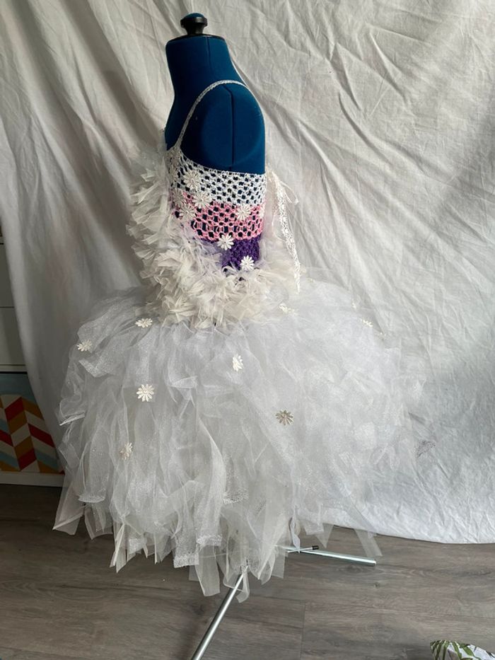 Robe 8/10 ans de princesse - photo numéro 5