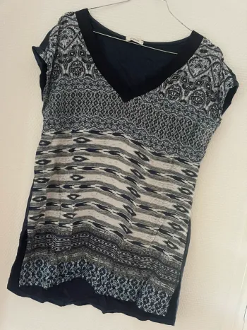 Tee shirt