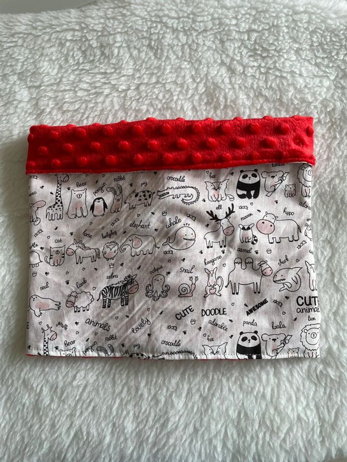 Snoods rouge animaux