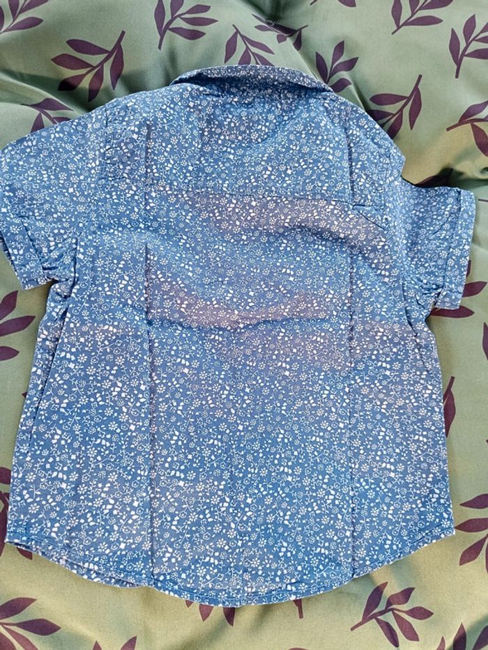 Chemise manches courtes fleuri 4 ans - photo numéro 3