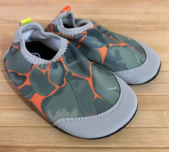 Chaussure aquatique orange et verte 23/24 - photo numéro 2