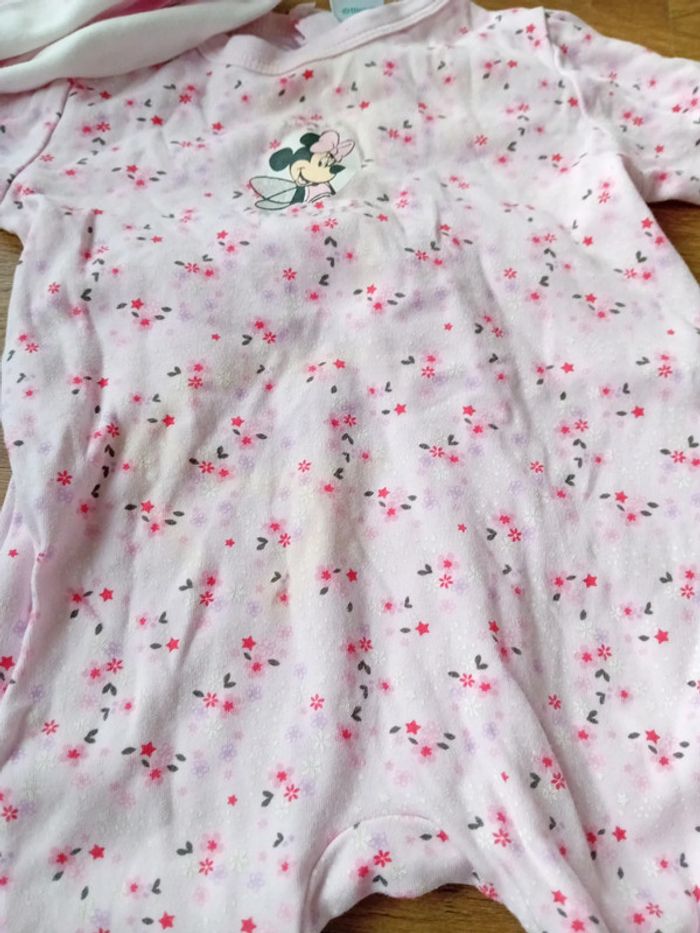 DON -> pyjama 3/6 mois minnie - photo numéro 2