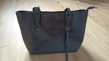 Grand sac à main