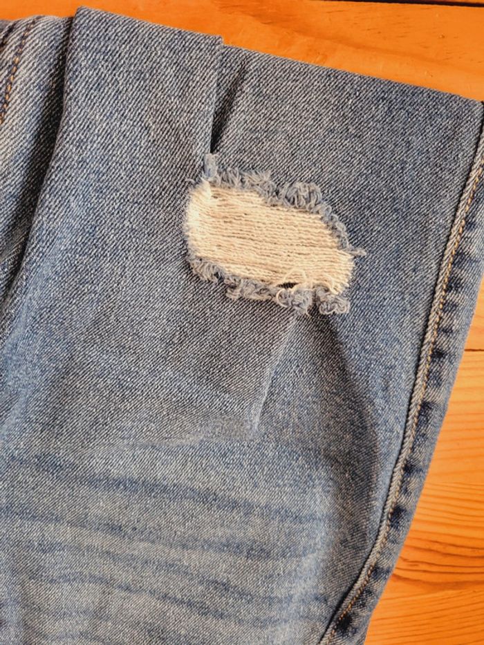 Jeans pantalon femme bleu Hollister destroy troué taille XXS 32 - photo numéro 5