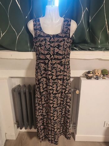 Magnifique robe longue portefeuille femme
taille m