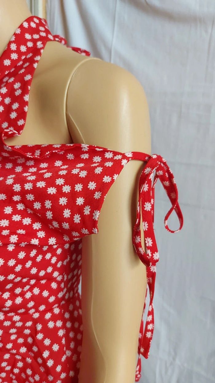Blouse à fleur - dos nu - épaules dénudées/ romwe taille S - photo numéro 5