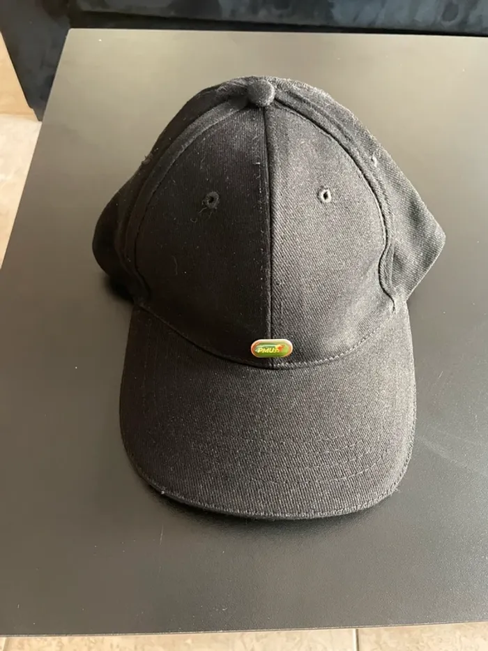 Casquette pmu