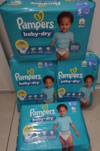 Couches Pampers taille 5