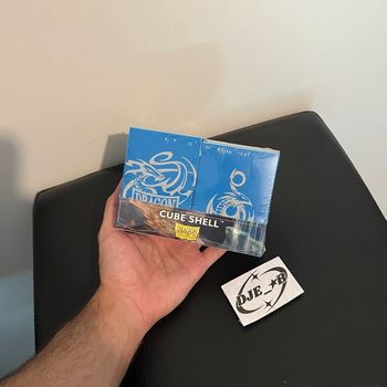 Dragon Shield Cube Shell Display x8 Bleu