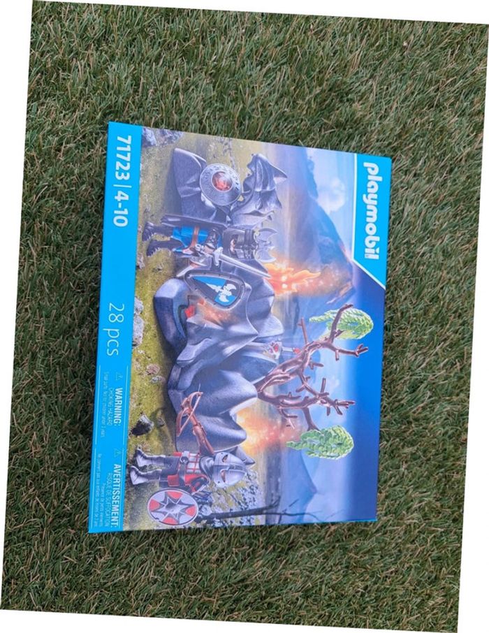 NEUF Playmobil chevalier 71723 non ouvert avec boîte.