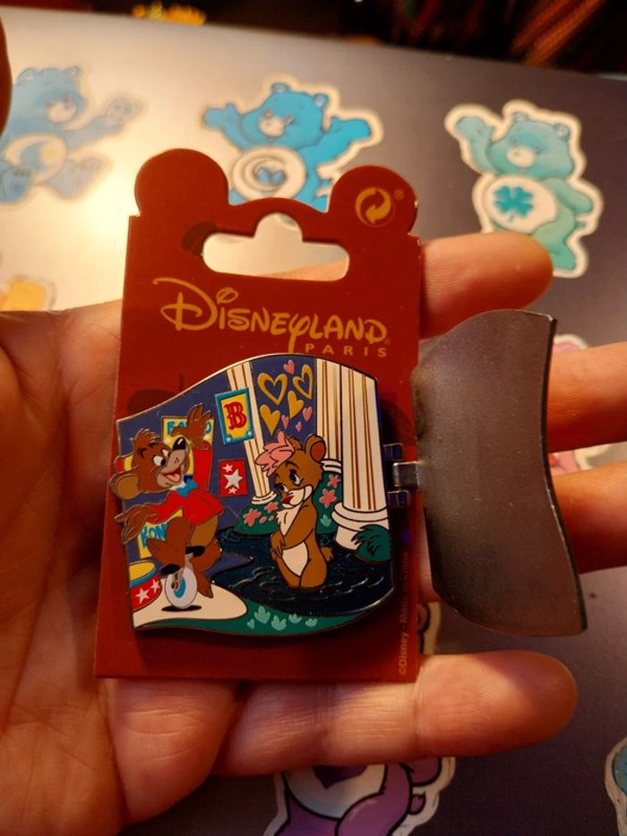 Pins Disney ours shopdisney officiel - photo numéro 2