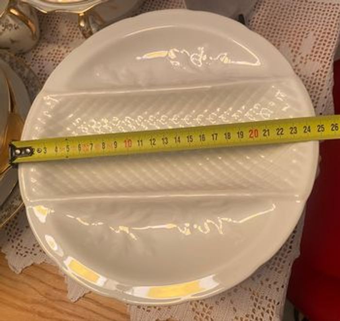 Lot 1, composé de 6 assiettes à fondue - céramique blanche, état excellent - photo numéro 3