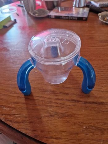 Tasse tripode bebe