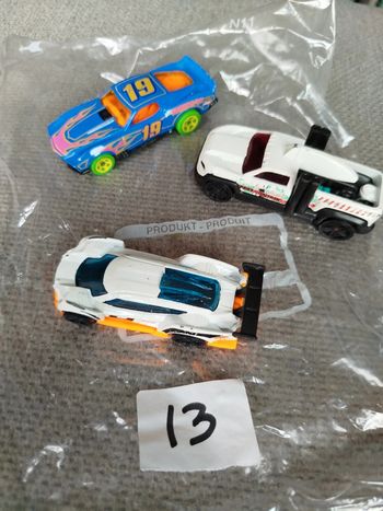 Lot de 3 voitures hot wheels