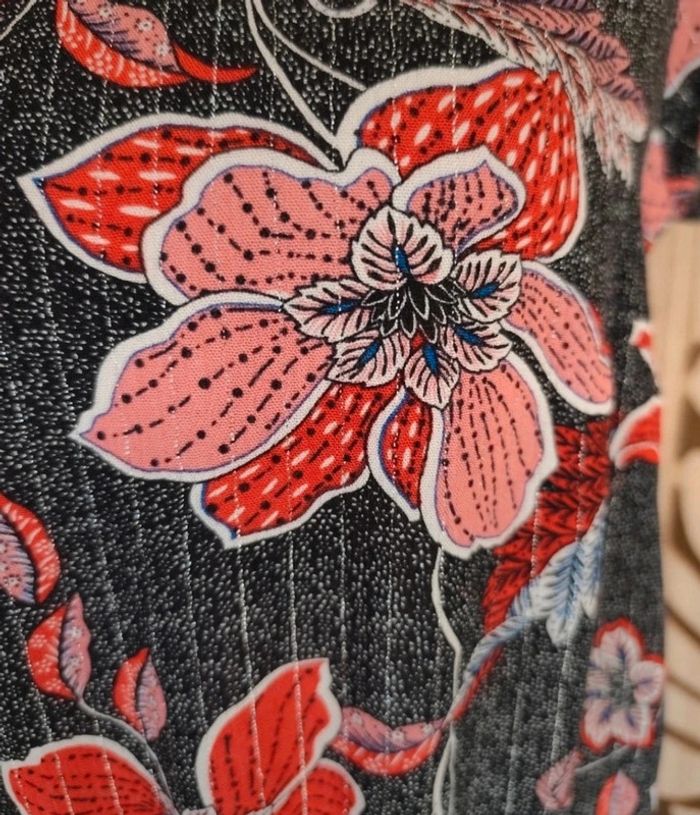 Robe courte fleurie - col V- Taille 36 Grain de Malice - photo numéro 9