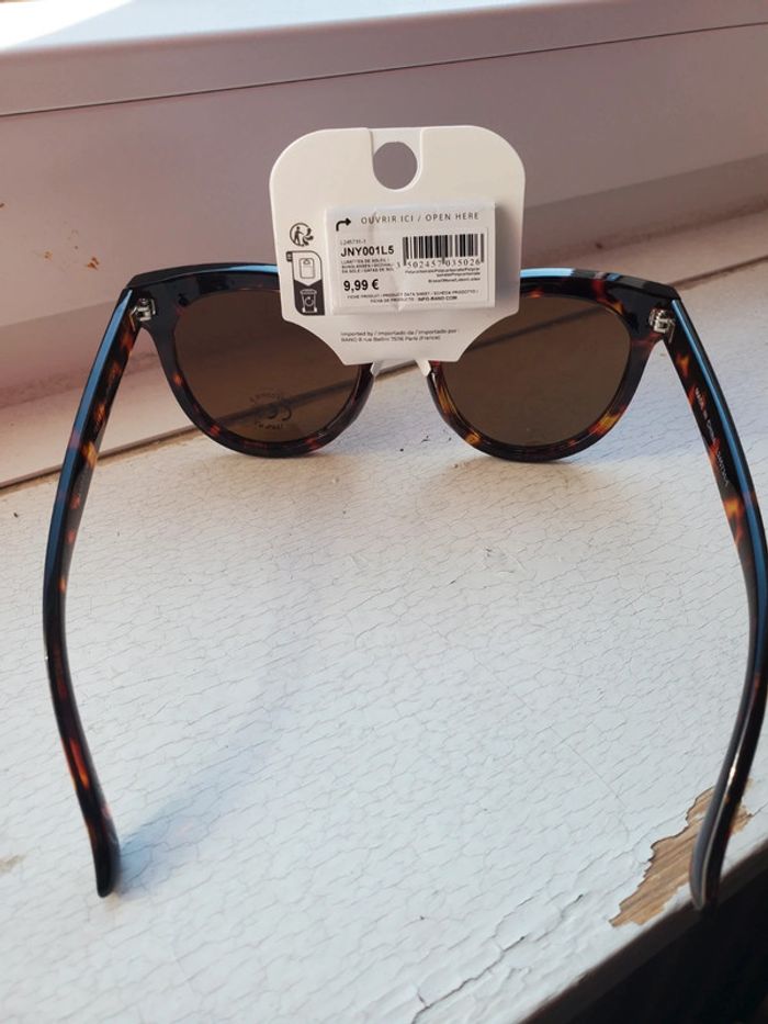 Lunette de soleil 4 - photo numéro 4