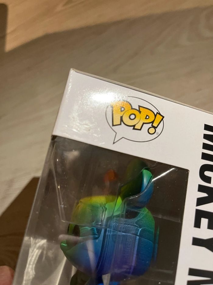 Funko Pop Mickey Mouse rainbow - photo numéro 7