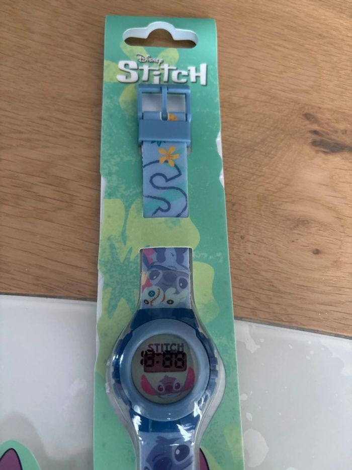 Montre digital Stitch - photo numéro 3