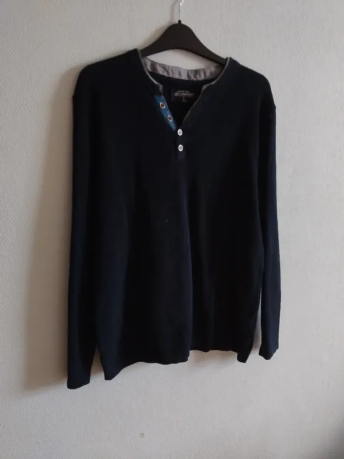 Pull Armand Thierry taille L - photo numéro 2