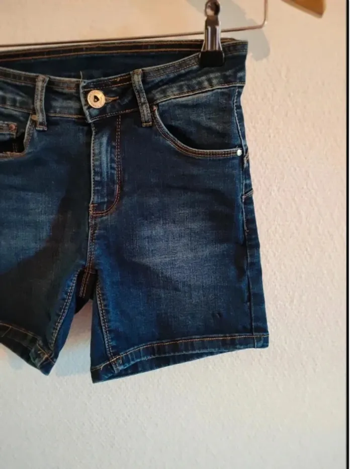 Short en jean taille 34 XS - photo numéro 2