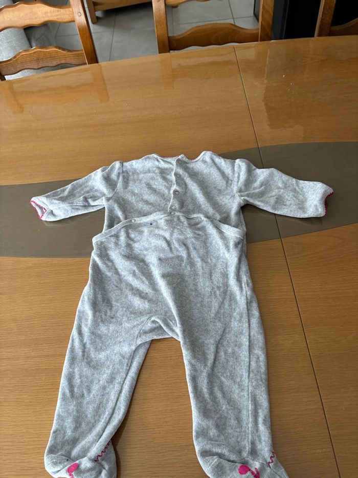 Pyjama 1 pièce 12 mois - photo numéro 4